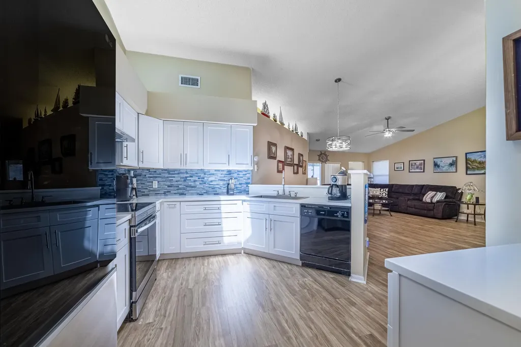 4293 SE Brittney Circle Port St Lucie FL 34952