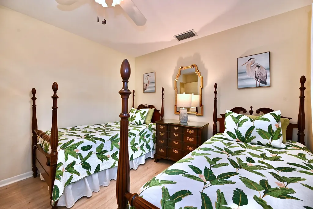 129 Alhambra Place West Palm Beach FL 33405