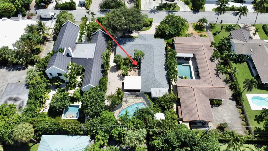 129 Alhambra Place West Palm Beach FL 33405