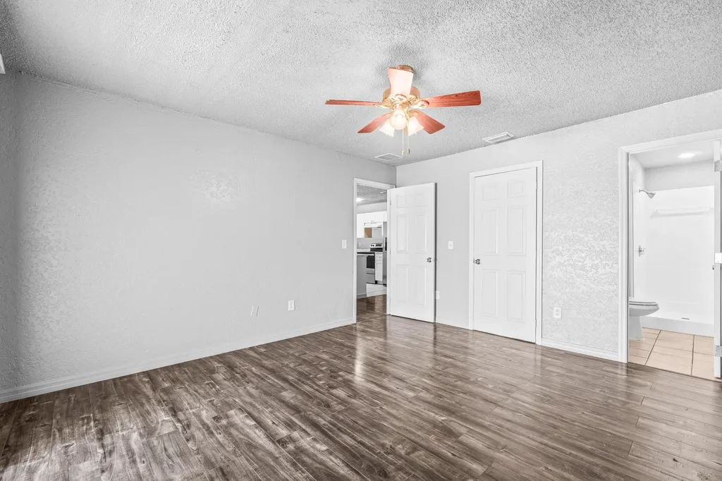 1661 W 27th Street Riviera Beach FL 33404