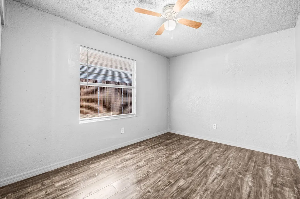 1661 W 27th Street Riviera Beach FL 33404