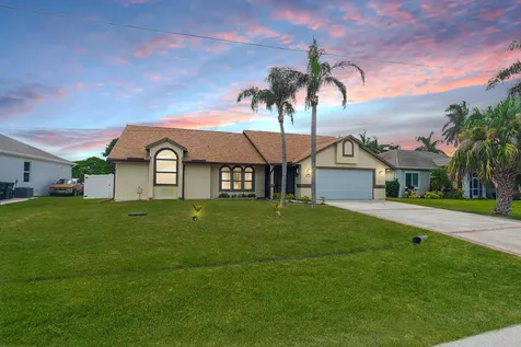 2213 SE Rock Springs Drive Port St Lucie FL 34952