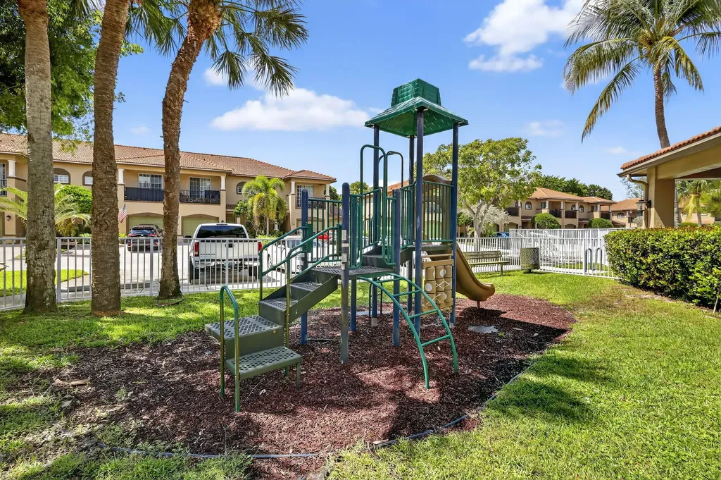 6272 S Military Trail Lake Worth FL 33463