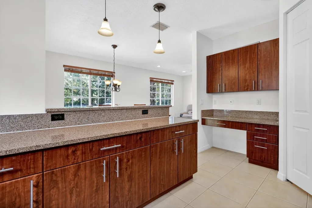 6272 S Military Trail Lake Worth FL 33463