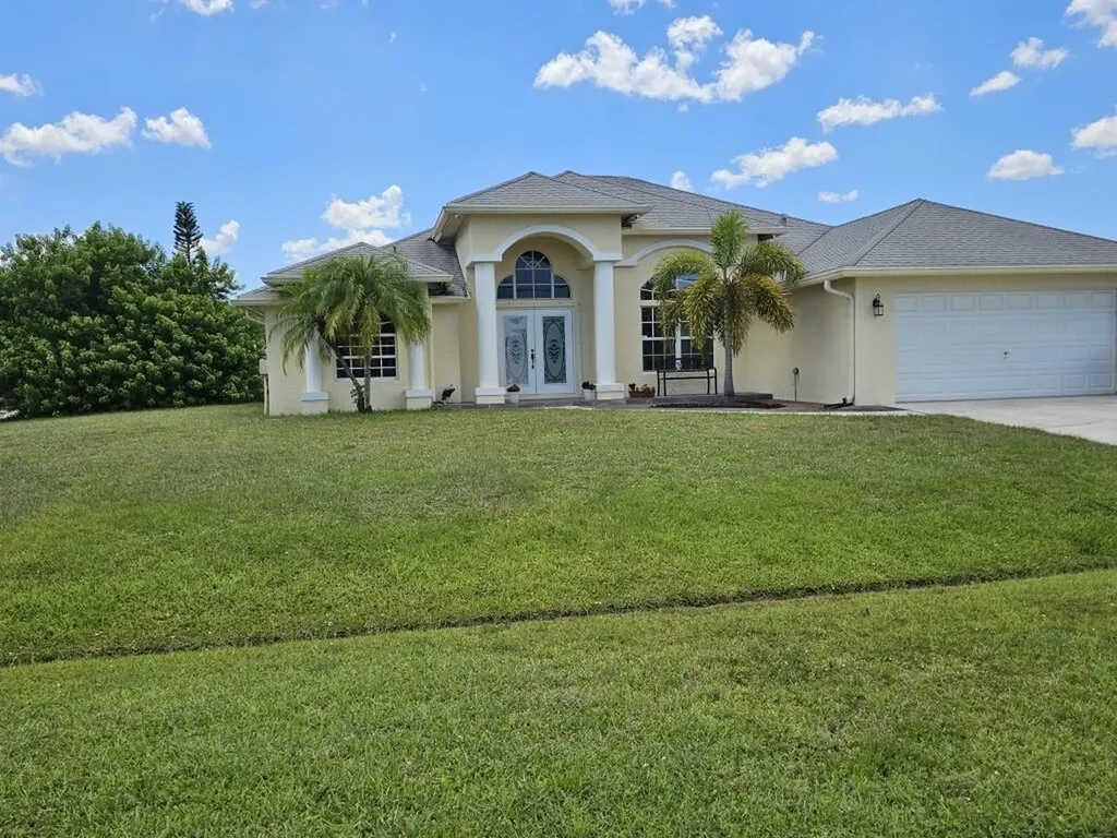 4382 SW Paley Road Port St Lucie FL 34953