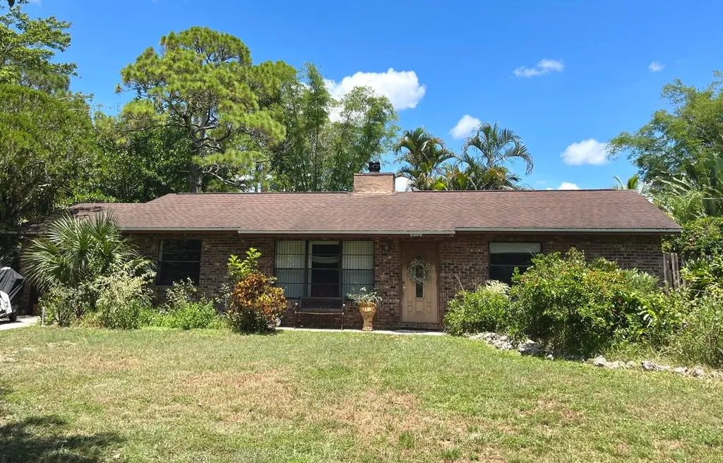 9309 Pinion Drive Lake Worth FL 33467