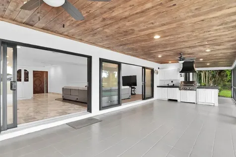 10397 Camelback Lane Boca Raton FL 33498