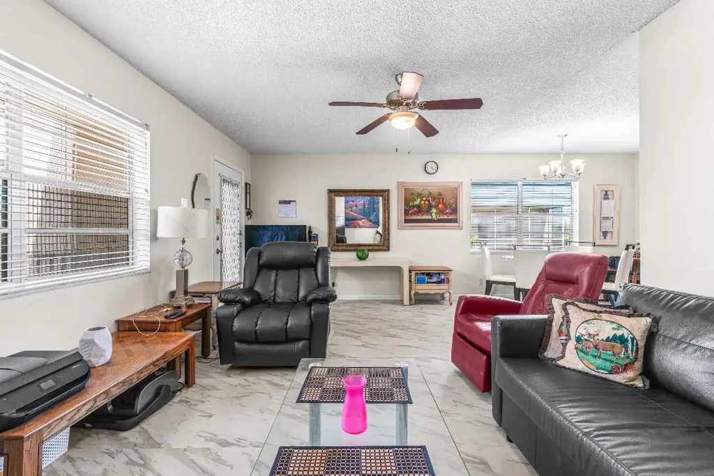 184 Flanders D Delray Beach FL 33484