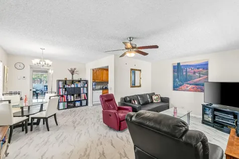 184 Flanders D Delray Beach FL 33484