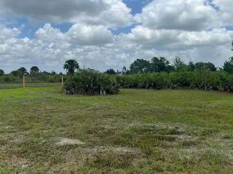 19092 NW 250th Street Okeechobee FL 34972