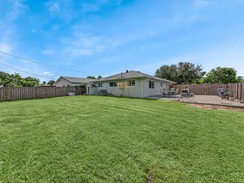 5199 Madison Road Delray Beach FL 33484