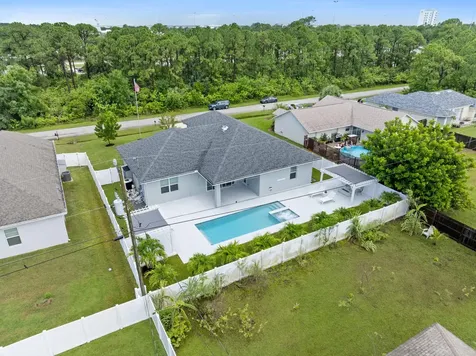 2265 SW Kenwick Avenue Port St Lucie FL 34953