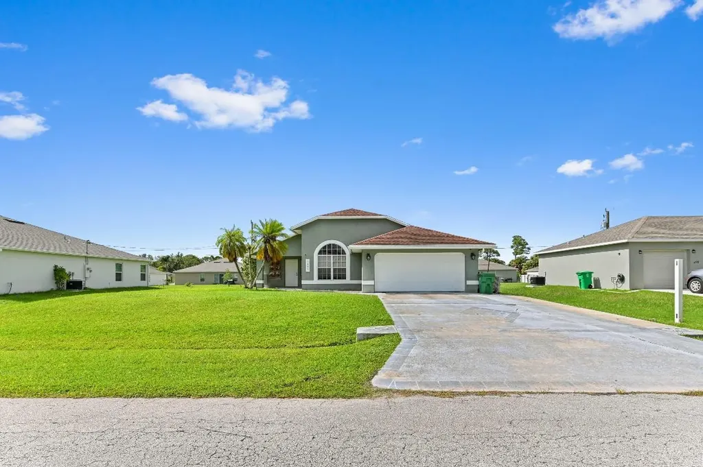 1290 SW Melrose Avenue Port St Lucie FL 34953