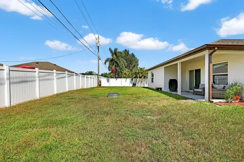 435 SW Fields Avenue Port St Lucie FL 34953