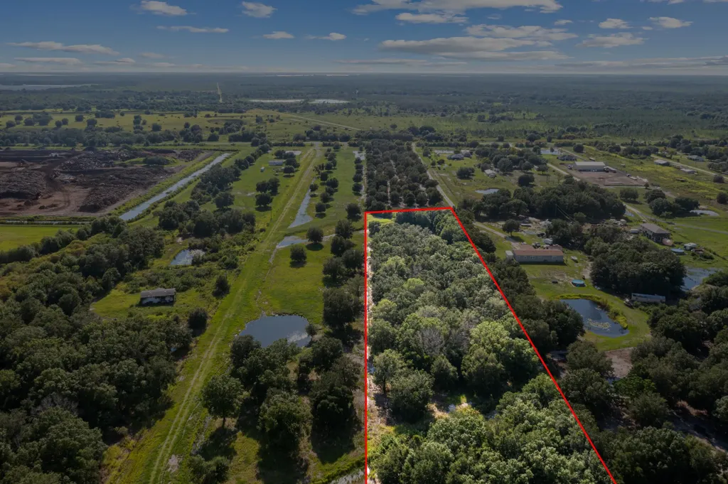 38203 8th Street E Myakka City FL 34251