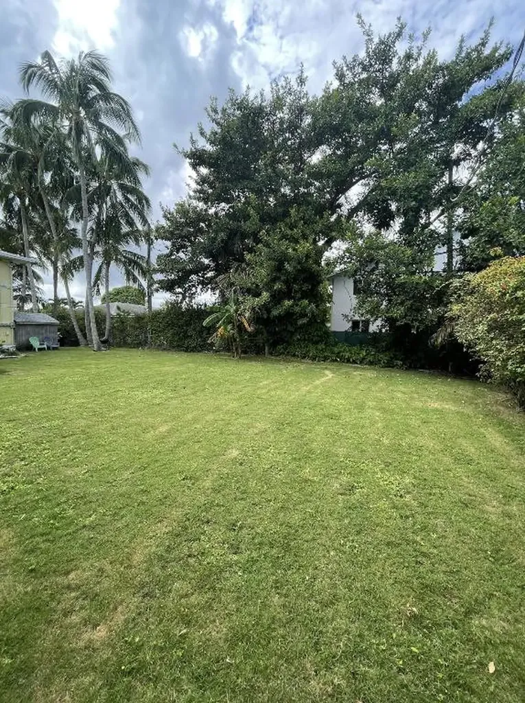 3115 Park Avenue Singer Island FL 33404