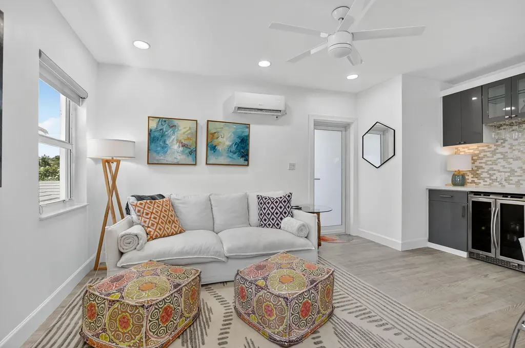 1187 Hillsboro Mile Hillsboro Beach FL 33062
