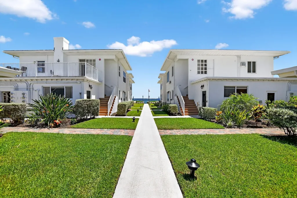 1187 Hillsboro Mile Hillsboro Beach FL 33062