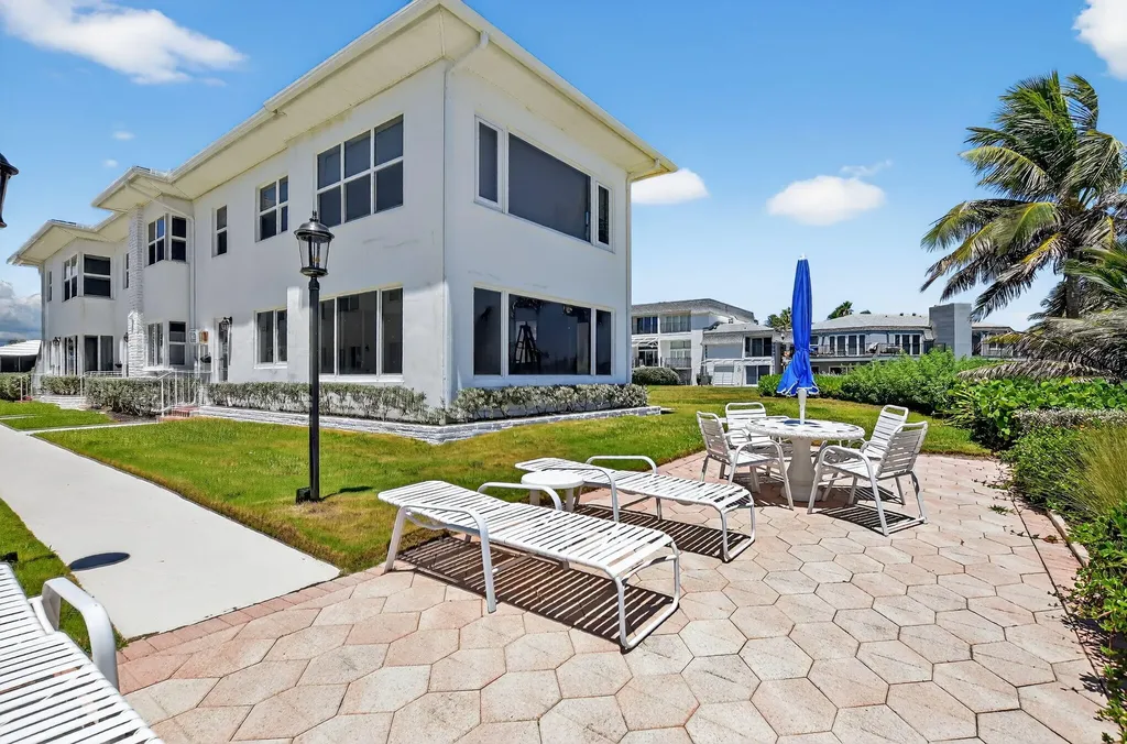 1187 Hillsboro Mile Hillsboro Beach FL 33062