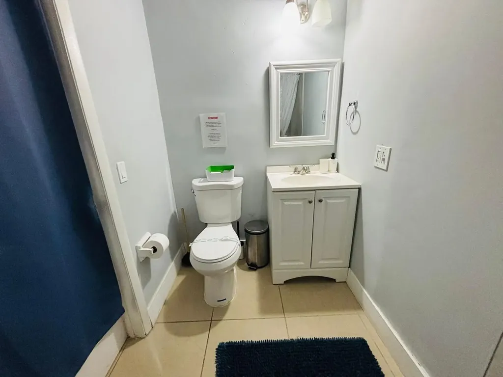 2010 NE 1st Avenue Pompano Beach FL 33060