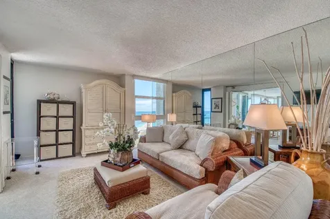 5540 N Ocean Drive Singer Island FL 33404
