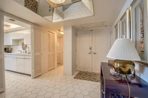 5540 N Ocean Drive Singer Island FL 33404