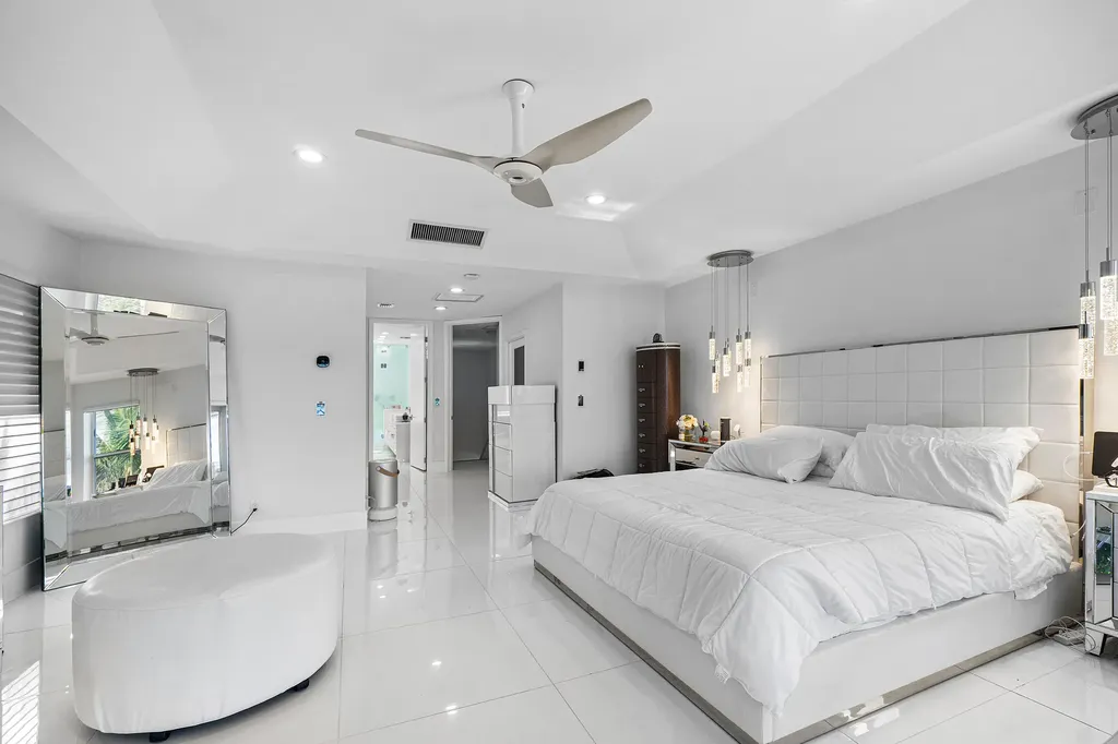 5447 Center Street Jupiter FL 33458