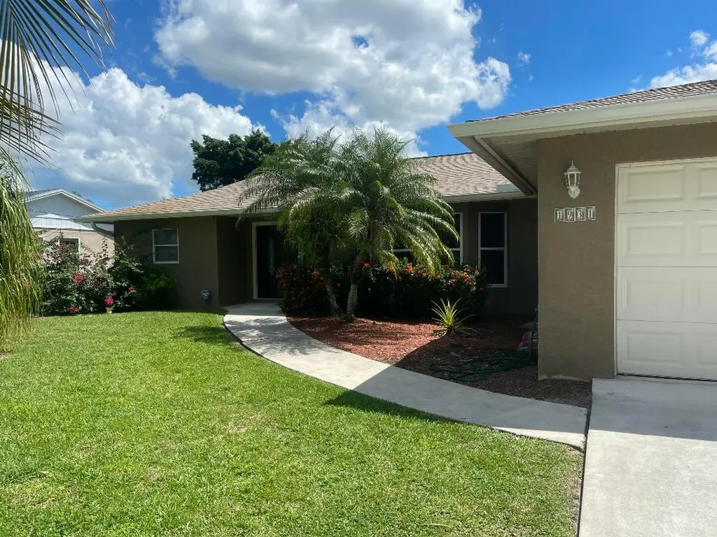 1931 SW Brisbane Street Port St Lucie FL 34984