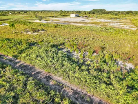 22184 NW 278th Street Okeechobee FL 34972