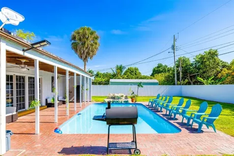 439 Forest Estate Drive West Palm Beach FL 33415
