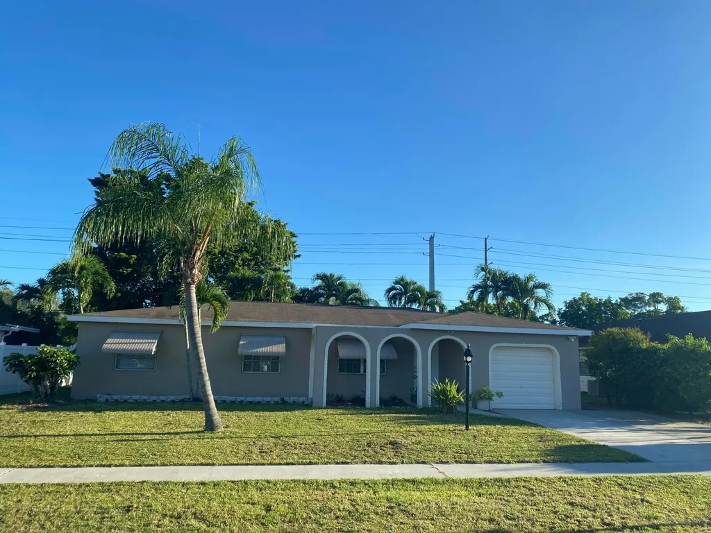 4925 Ataman Street Boca Raton FL 33428