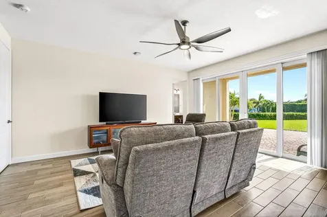 5986 Sequoia Circle Vero Beach FL 32967