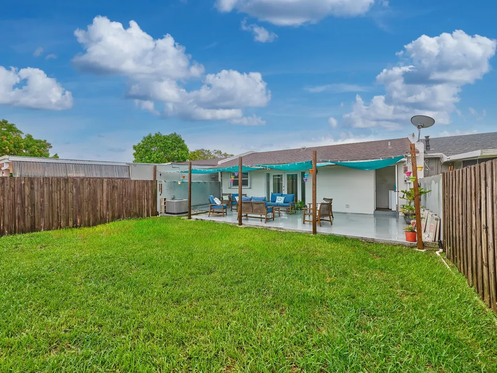 13103 SW 42nd Terrace Miami FL 33175
