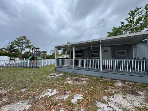 2555 Pga Boulevard Palm Beach Gardens FL 33410