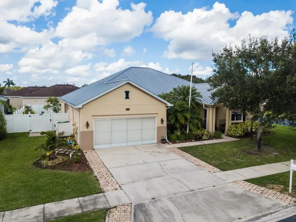 100 Salazar Lane Sebastian FL 32958