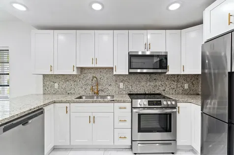 12805 NW 6th Avenue North Miami FL 33168