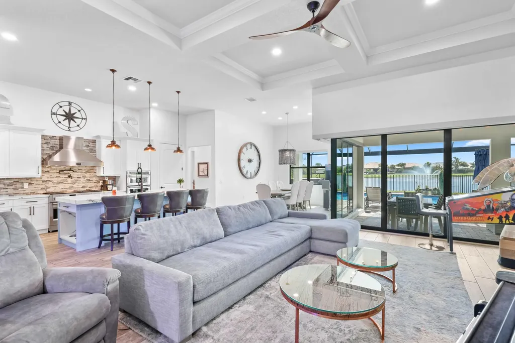 9191 Balsamo Drive Palm Beach Gardens FL 33412
