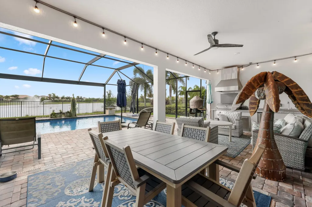 9191 Balsamo Drive Palm Beach Gardens FL 33412