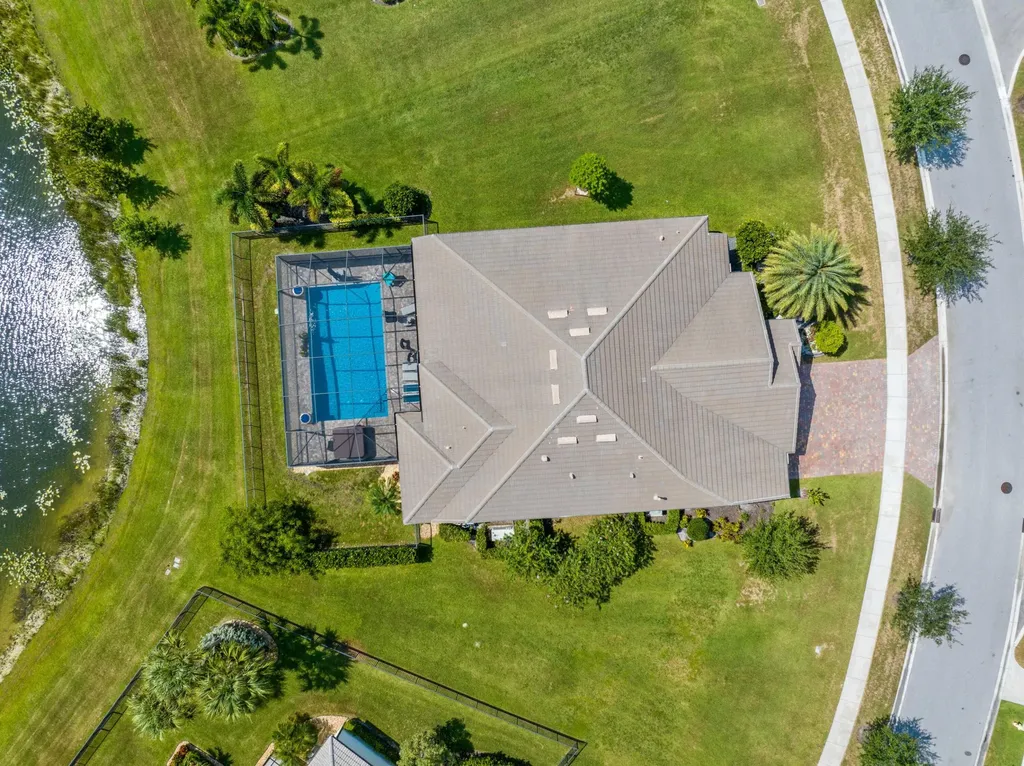 9191 Balsamo Drive Palm Beach Gardens FL 33412
