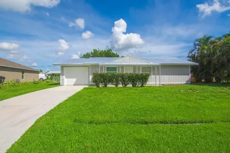 571 SW Comet Terrace Port St Lucie FL 34953