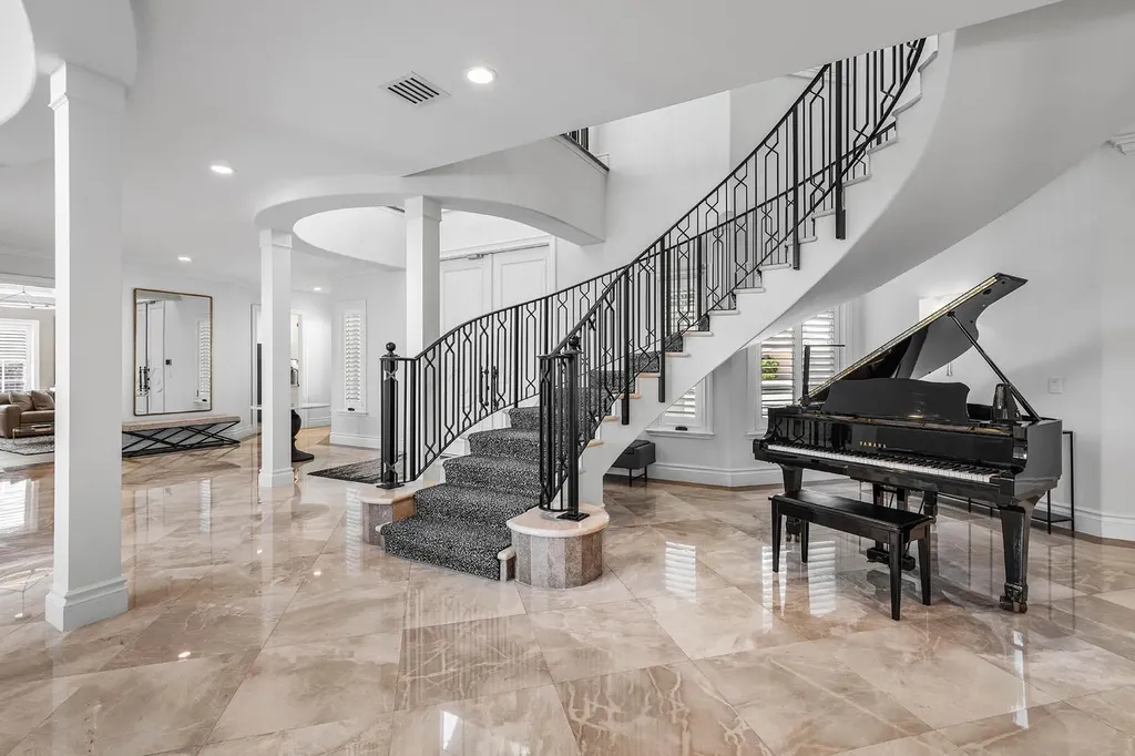 121 Royal Palm Way Boca Raton FL 33432