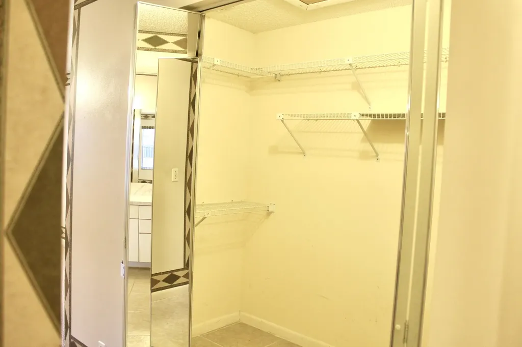 5130 Nesting Way Delray Beach FL 33484