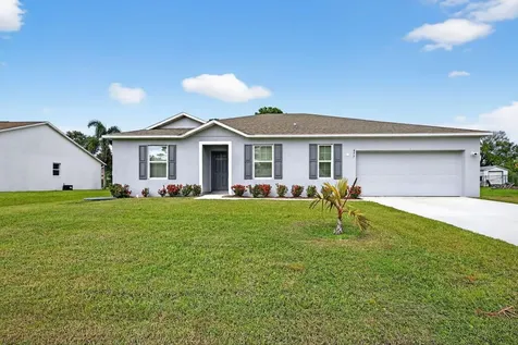 657 NE Horizon Lane Port St Lucie FL 34983
