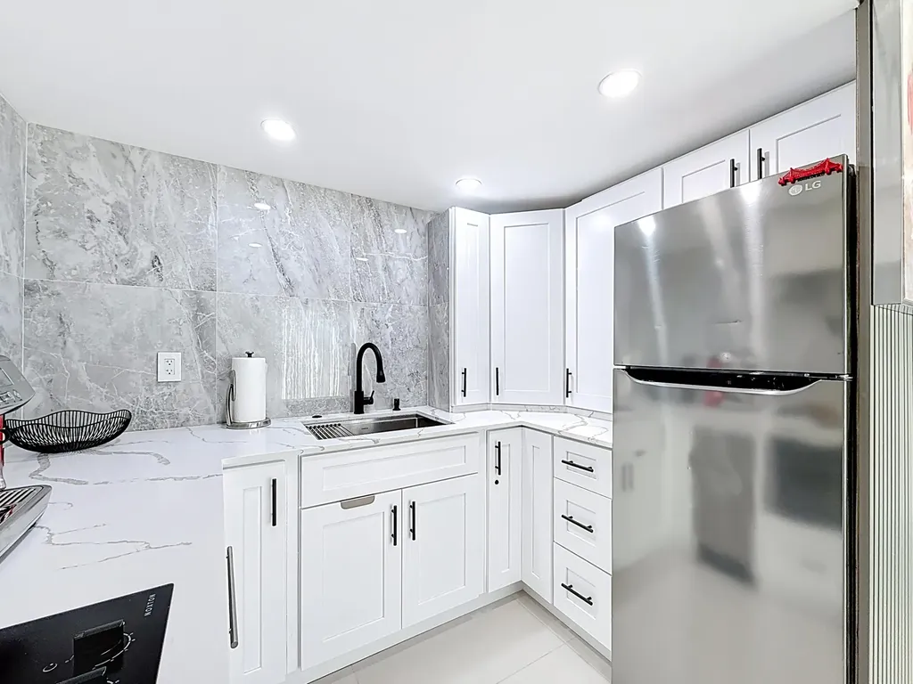 2601 NE 18th Street Pompano Beach FL 33062