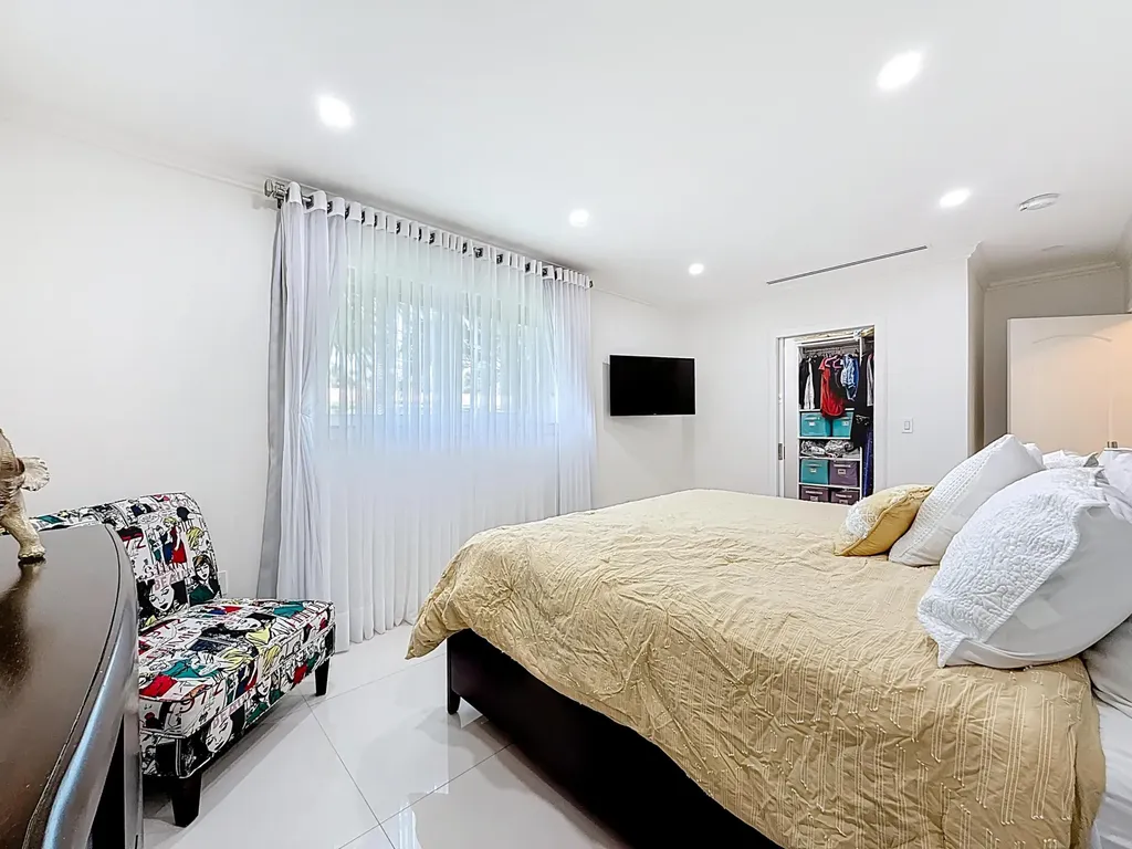2601 NE 18th Street Pompano Beach FL 33062