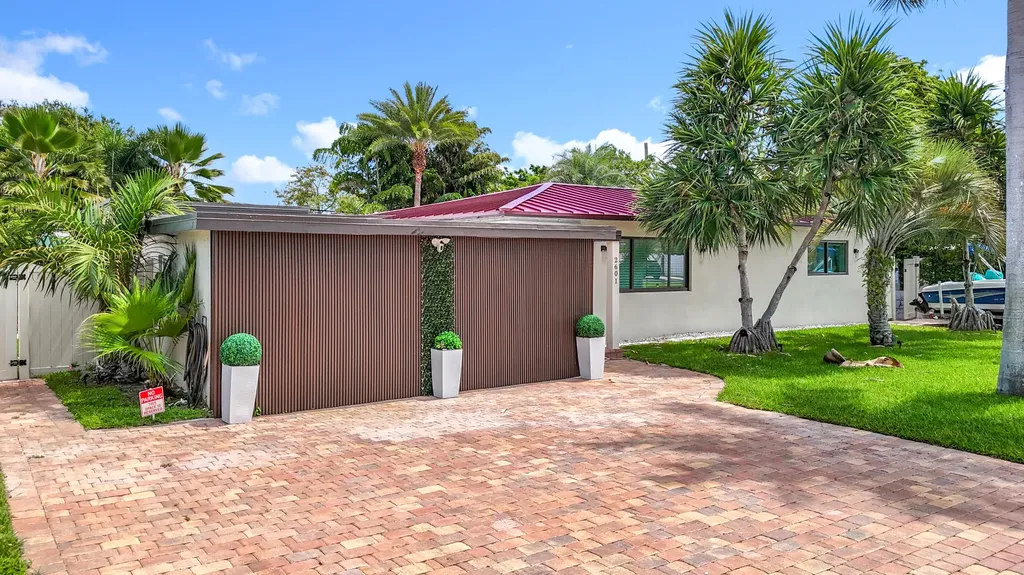 2601 NE 18th Street Pompano Beach FL 33062