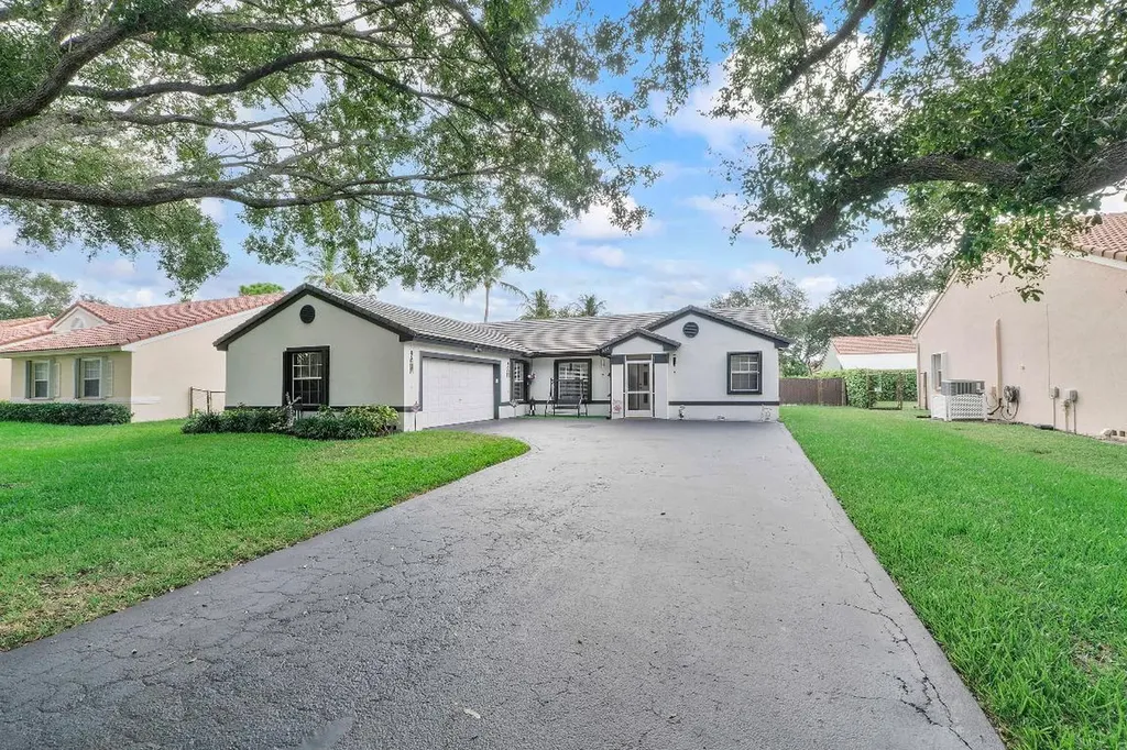 6164 NW 45th Terrace Coconut Creek FL 33073