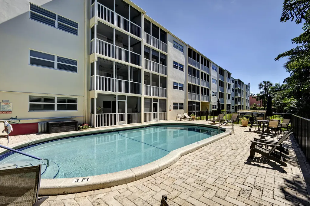 200 E Royal Palm Road Boca Raton FL 33432