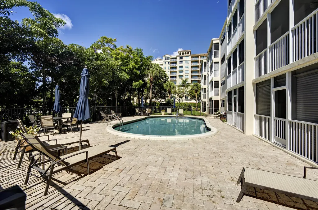 200 E Royal Palm Road Boca Raton FL 33432