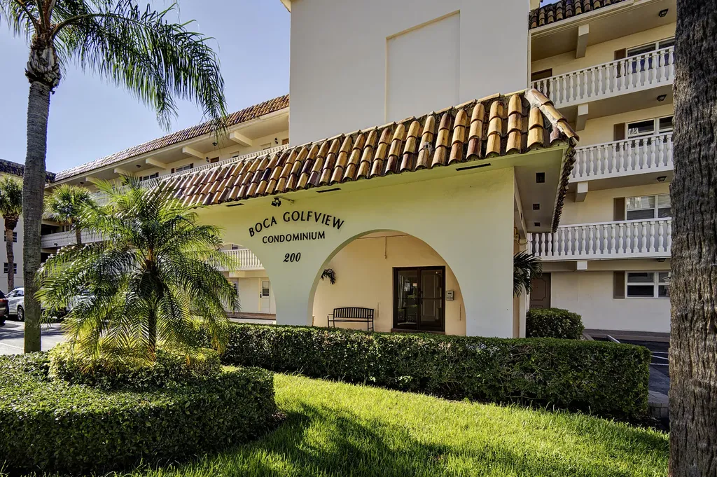 200 E Royal Palm Road Boca Raton FL 33432